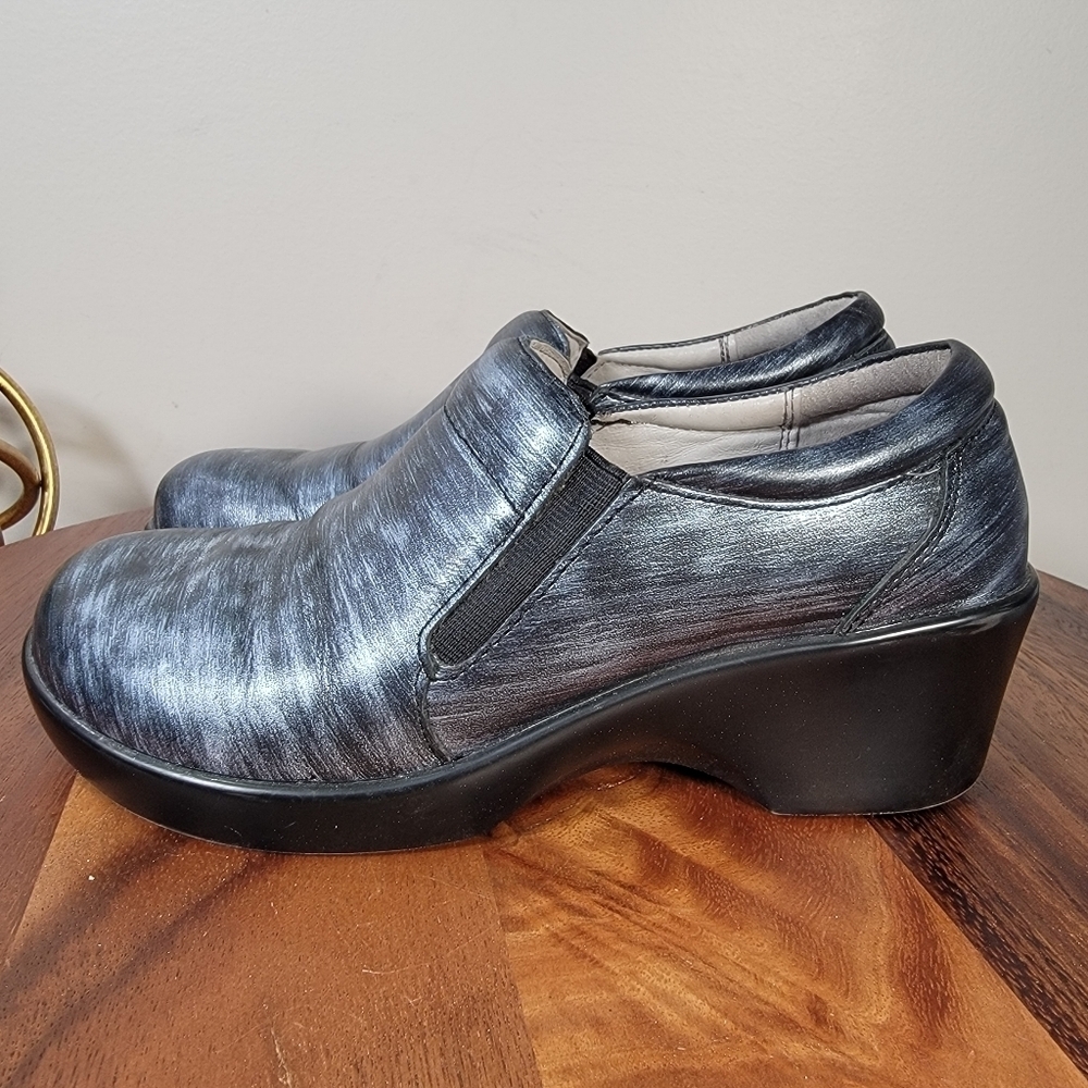 Alegria Eryn Women's Slip-On Shoes - Black Blue Clogs Size 36 - Picture 6 of 16